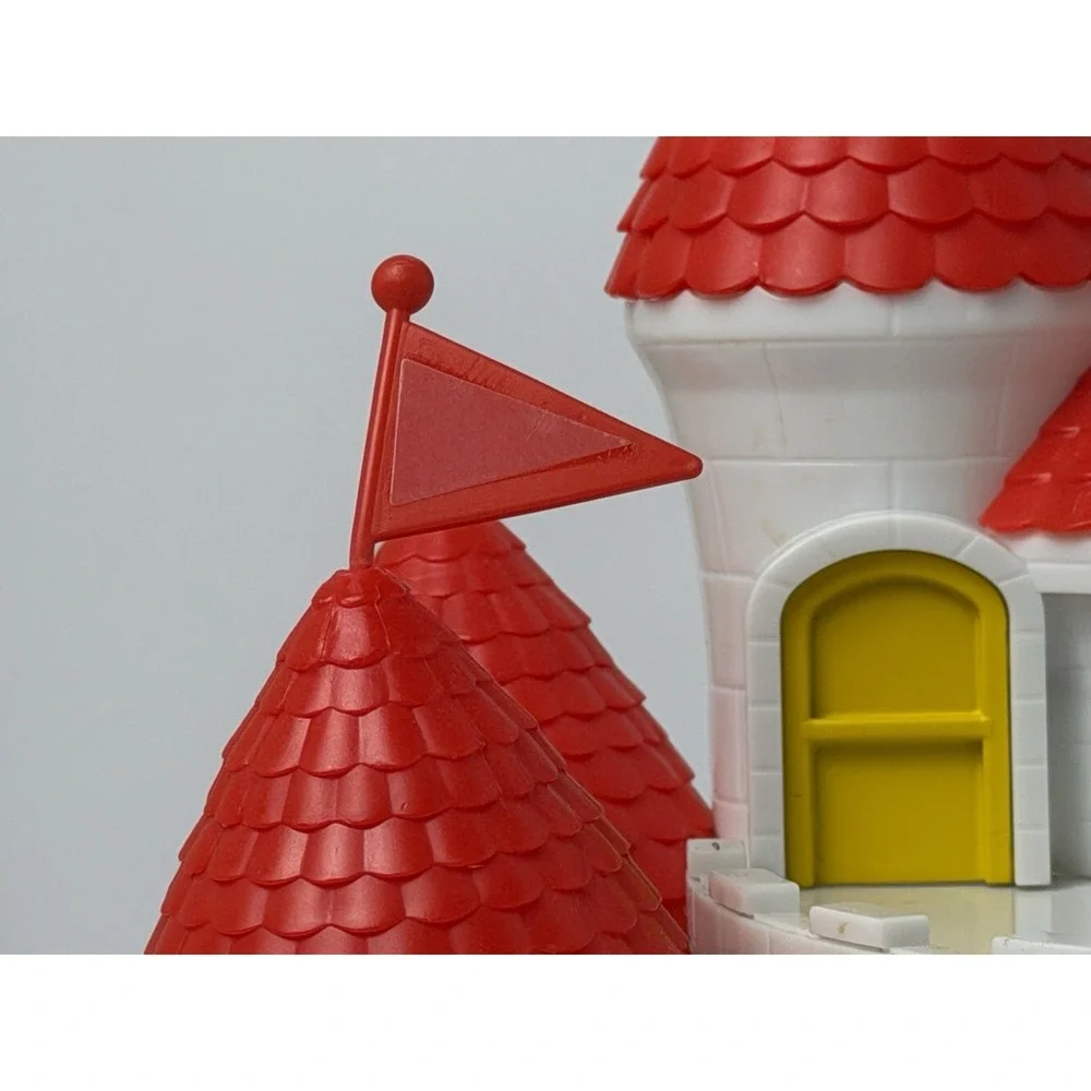Super Mario Bros. With 3 Mario Figures With Princess Peach Castle Play Set